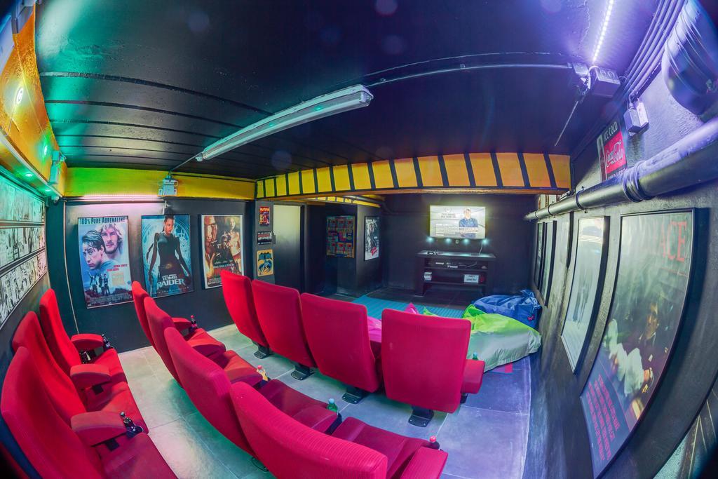 Cube Hostel Leuven Eksteriør billede